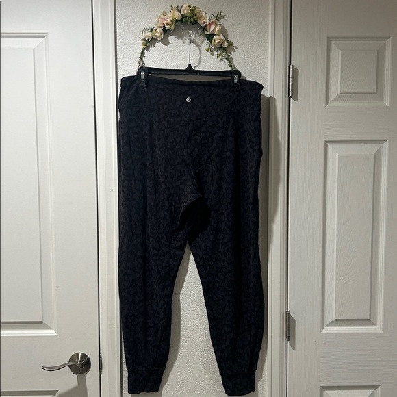 lululemon athletica Black Track Pants - Picture 8 of 13